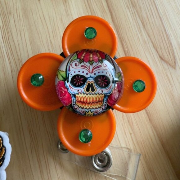 Vintage Horror Movie Badge Reel Set Saw Pennywise Sugar & Skull Designs Patches - Picture 5 of 10